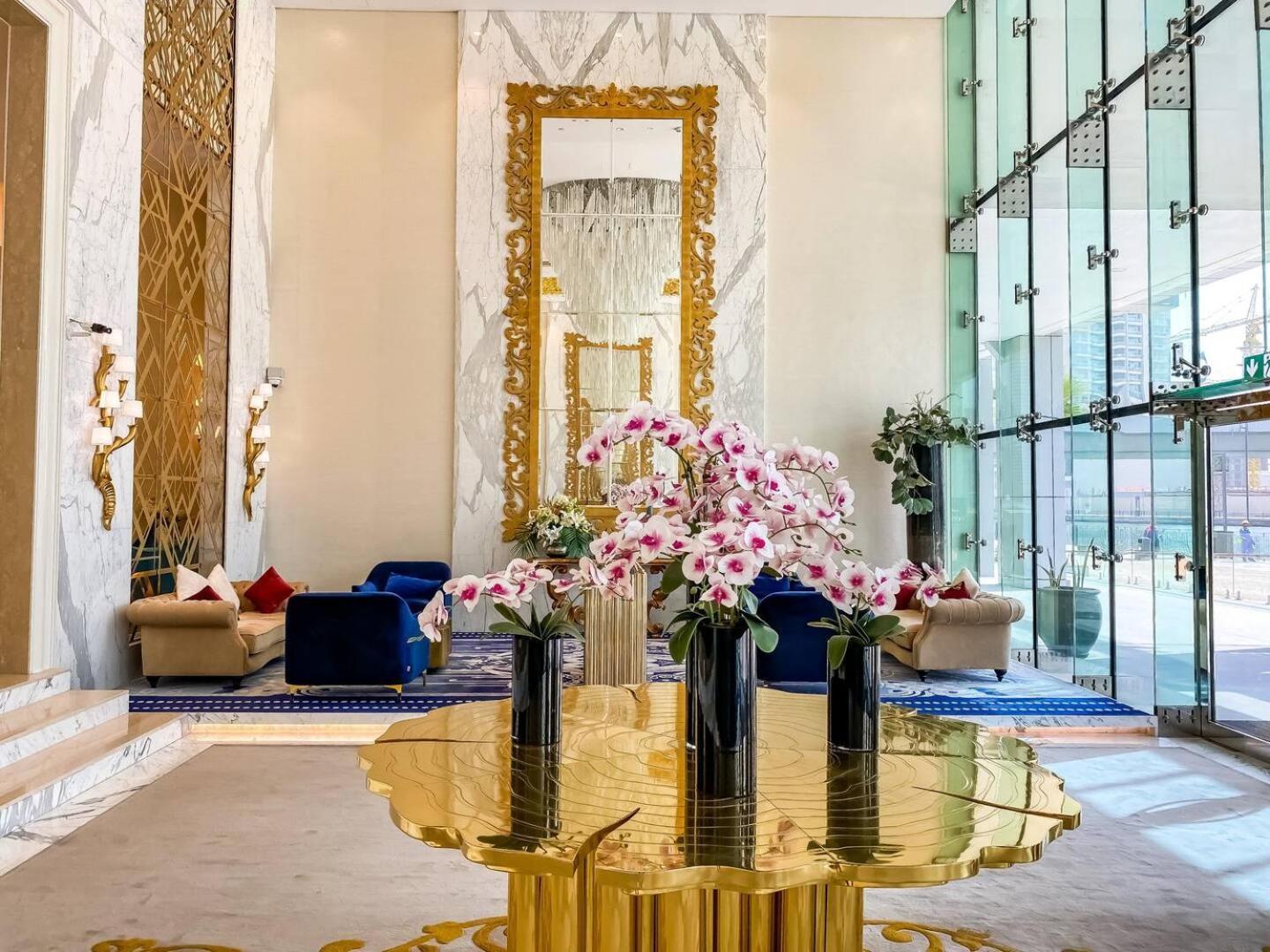 Apartment Deluxe Business Bay - Canal View - Gym & Pool Dubai